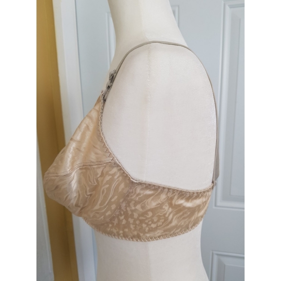 Vintage Vassarette Second Skin Satin Bra - Picture 10 of 16